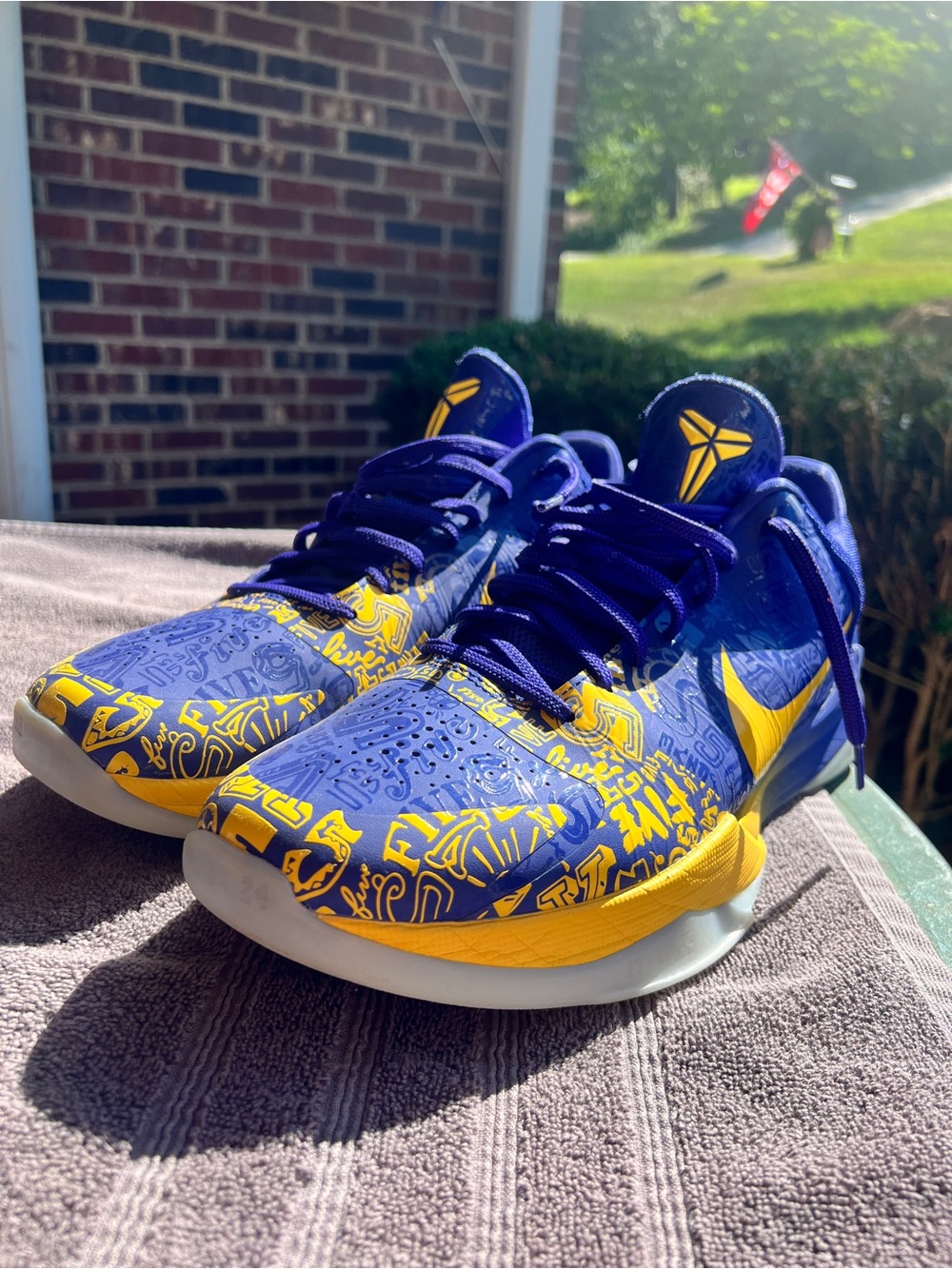 Nike Kobe V 5 Rings Kobe Bryant Purple & Yellow Basketball Shoes